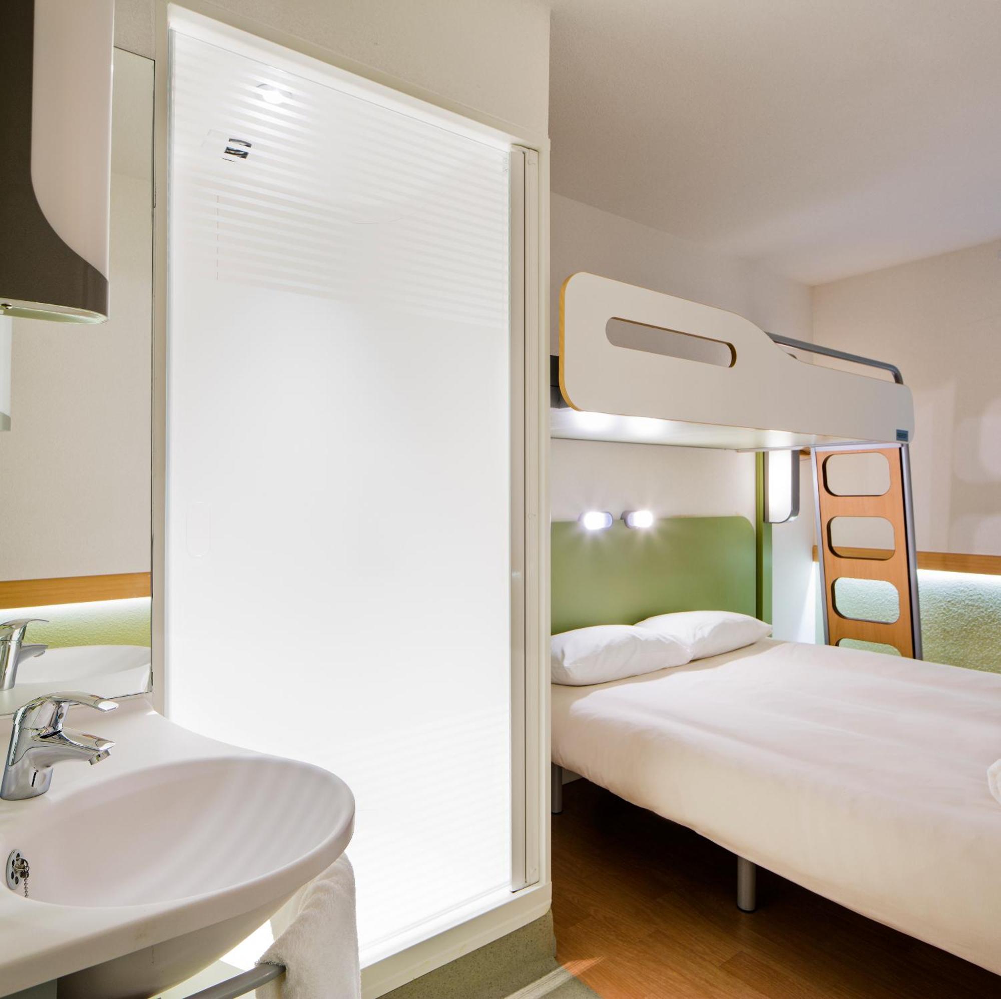 Ibis Budget Luebeck City Sued Exterior foto